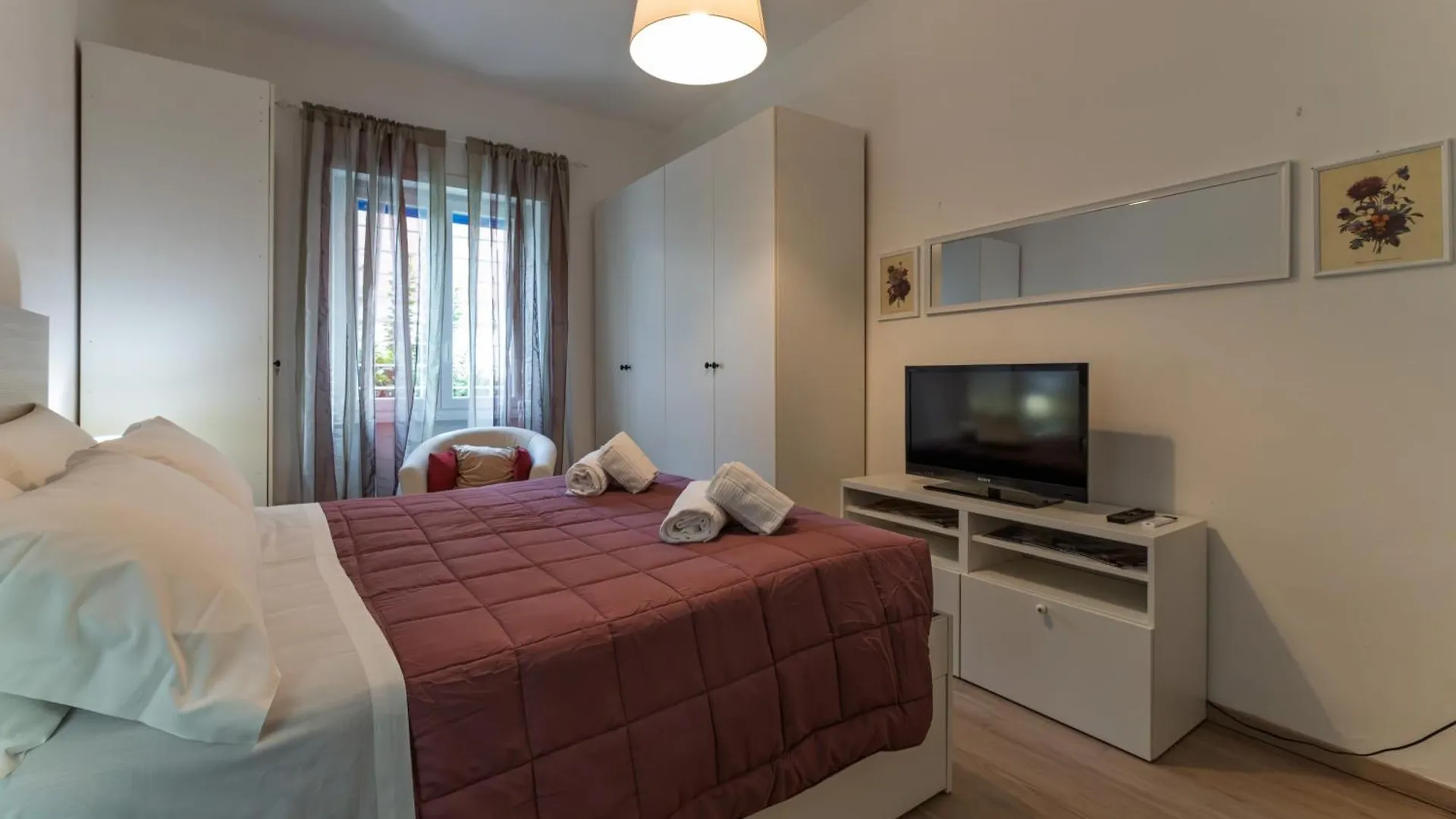 Da Renny Apartment Rome 0*,  Italy