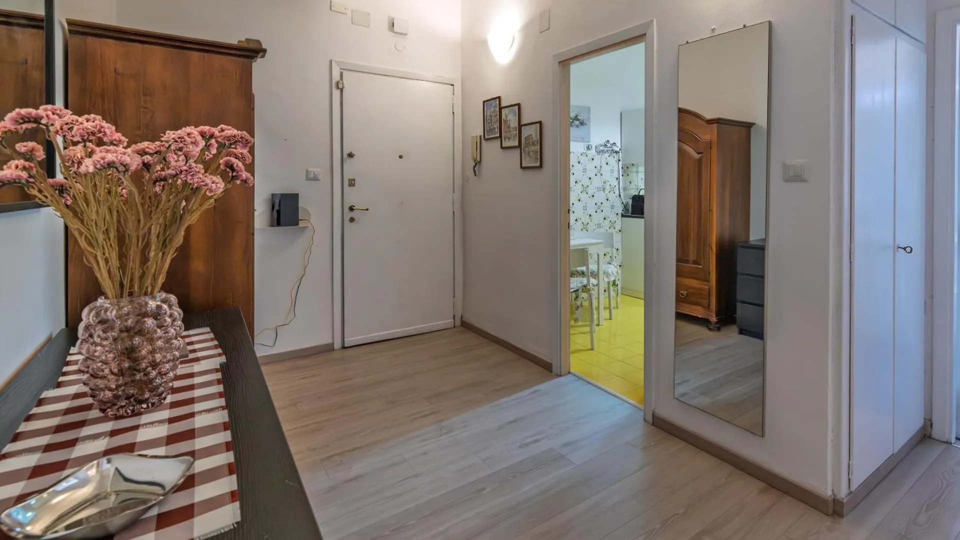 Da Renny Apartment Rome 0*,  Italy