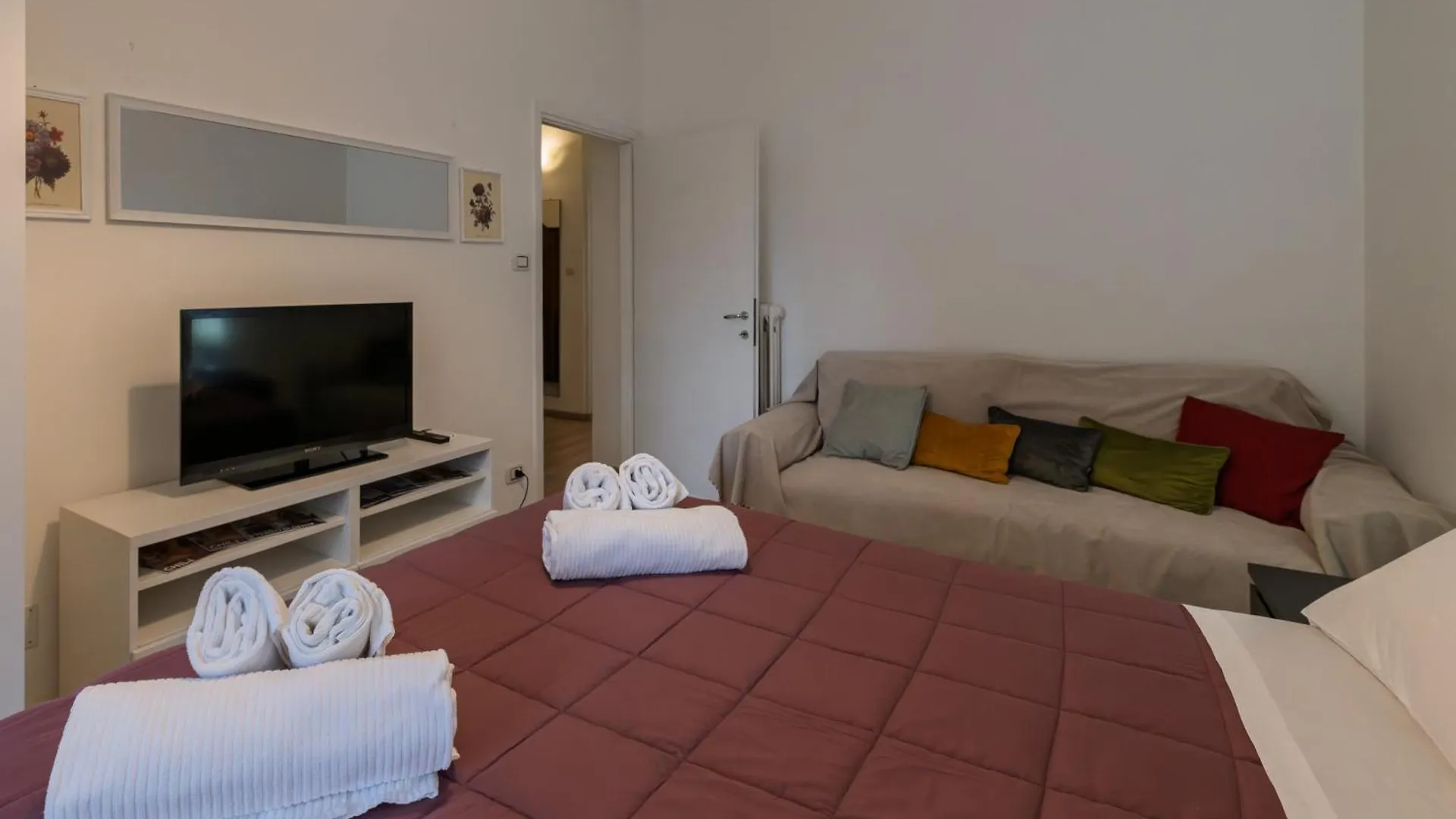 Da Renny Apartment Rome Italy